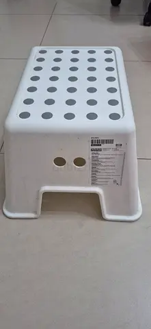 Sturdy Plastic Step Stool — White, Non-Slip