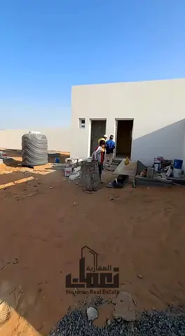 ارض للبيع فى حوشى بمساحة 20000قدمة تصريح فيلا او فليتين السعر 3600000درهم