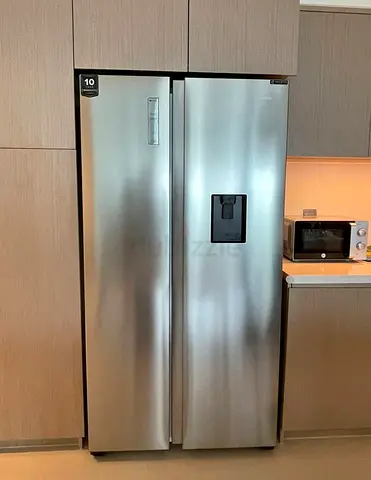 Hisense Latest Model Side-by-Side Fridge and Freezer With Water Dispenser - Silver