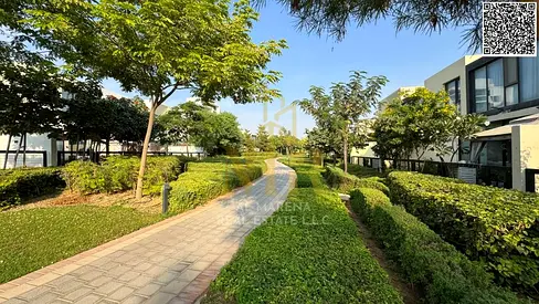 Luxury villa for sale in Al-Zoura, with a stunning view, swimming pool and garden, modern design, and fully air-conditioned.