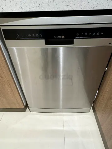 Siemens iQ 300 dishwasher with WiFi connected