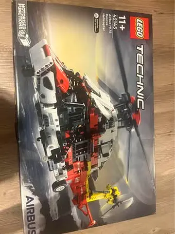 FLASH SALE BRAND NEW LEGO 42145 TECHNIC AIRBUS H175 RESCUE HELICOPTER