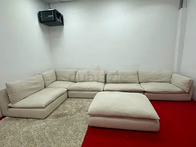 Selling cratebarrel 6 pieces sofa