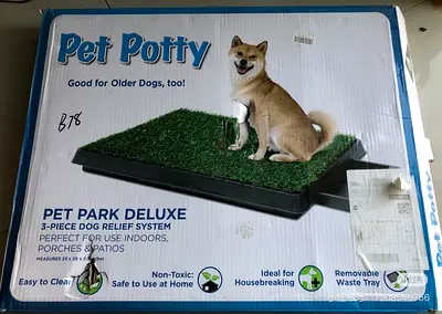 Pet Potty - Pet Park Deluxe Indoor Dog Relief System ( New)
