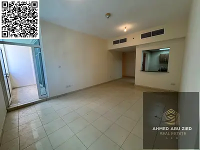 افخم وارق شقة غرفتين ماستر وصاله مع 3 حمام مطبخ امريكي وخزائن حائط و2 بلكونه باطلاله بحريه تشطيبات سوبر ديلوكس صيانه كامله علي المالك طول فترة الايجار
