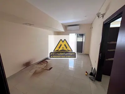 شقة غرفة وصالة للإيجار السنوي في الراشدية 3 عجمان طابق أرضي خلف حديقة السيدات بلكونة وتكييف اسبليت
