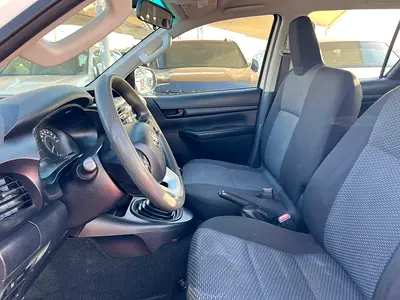 2019 Toyota HILUX photo 9