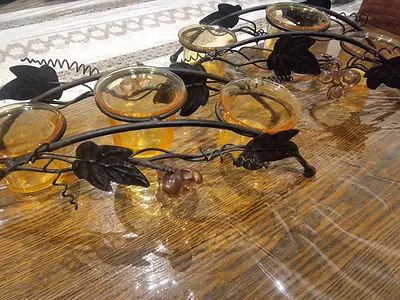 Metal vine tea light candle holder with amber glass cups (set)