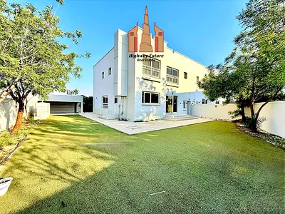 Luxurious 4 bedroom villa with Garden For Rent|115k| 4 Cheque payment | 3 master room|