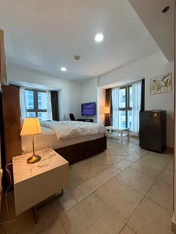 Spacious en-suite Room in Princess Tower - No commission