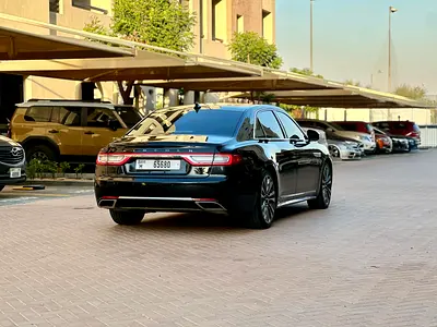 صورة 2 لـ 2019 Lincoln CONTINENTAL