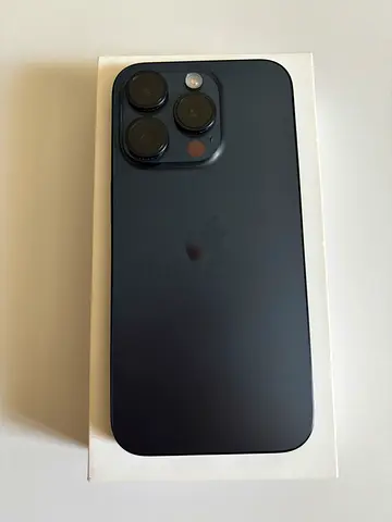 IPHONE 15pro midnight blue titanium 128gb