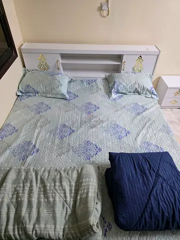 king size bed