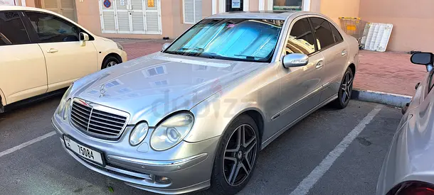 E350 Mercedes-Benz Elegance Automatic Petrol excellent condition