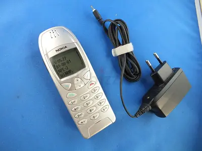 Nokia 6210
