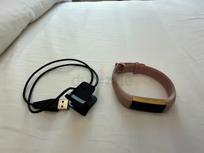 Fitbit Alta HR