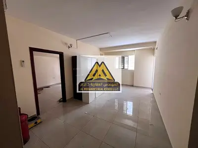 شقة للإيجار السنوي في الراشدية 3 – غرفة وصالة طابق أرضي خلف حديقة السيدات