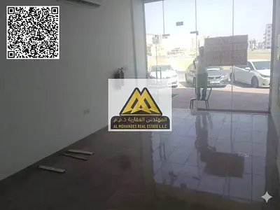 محل تجاري يصلح لجميع المجالات | مساحة واسعة وسعر تنافسي | موقع حيوي مناسب لكافة النشاطات