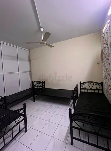 Bed space for Malayali and Tamil men in Karama, Dubai