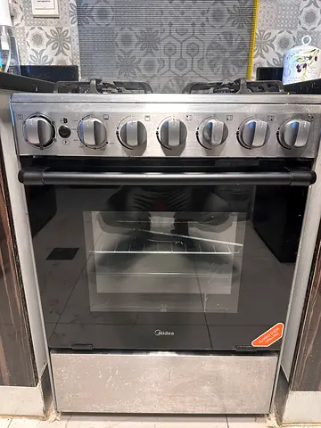 Used Midea Gas Range with Oven - Good Working Condition