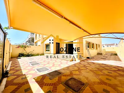 5 bedroom like a brand new at prime location