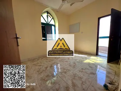 A suitable apartment is now available at a great price in a vibrant location close to the sea and amenities, ideal for married couples seeking practic