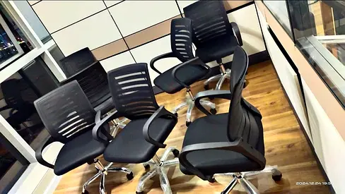 New Office Chair – Comfortable  Durable (Good Condition)