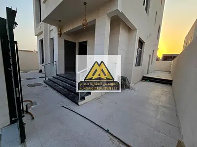 🏡 للبيع – فيلا في الزاهية | أرضي + أول + روف