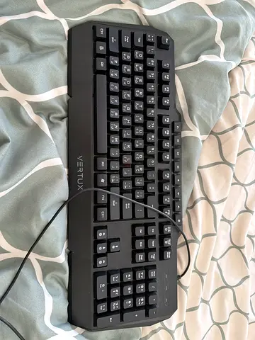 Vertux full-size wired keyboarD