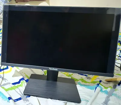 ViewSonic 22-24 VA2215 LED Monitor (used) - Good Working Condition