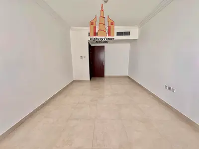 Amazing 1BHK Available With Balcony Parking Only 40k