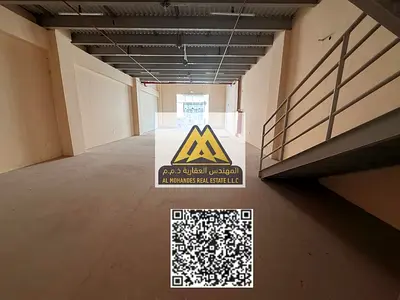 للإيجار شبرة ميزانين تجاري في الجرف الصناعية