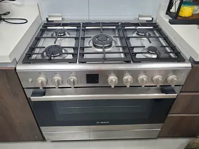 Bosch 90/60cm full gas cooking range with 5 burner