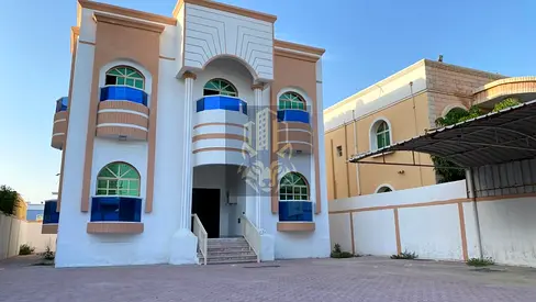 Villa for sale in Al Rawda 3, 5 bedrooms, hall & majlis, maid room, 5000 sq.ft, luxury finish, incl utilities & AC, price AED 1,750,000.