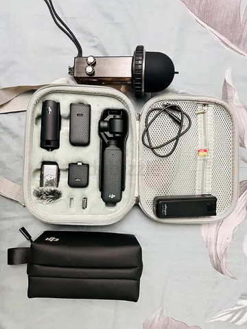 DJI Pocket 3 + accessories kit with carrycase, 512GB extreme SDcard, extra battery  waterproof case