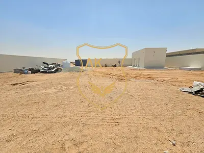 ساحة مفتوحة للإيجار | 10,000 قدم مربع | سعر مناسب