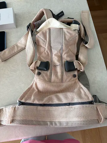 Baby carrier Babybjorn
