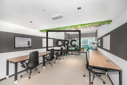 VACANT | FULL FLOOR | PRIVATE ELEVATORS | DMCC JLT
