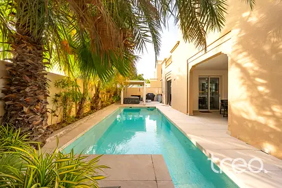 Vacant soon | Entertainers Garden | Pool