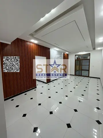 سكن مريح ومساحة كبيرة موقع مميز مناسبة للعائلات قريبة من كل الخدامات سهل الطلوع لدبي والمدارس