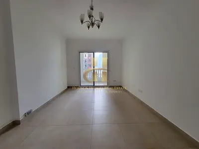 Spacious 2 BHK | Near to Bus stop | On Mid floor