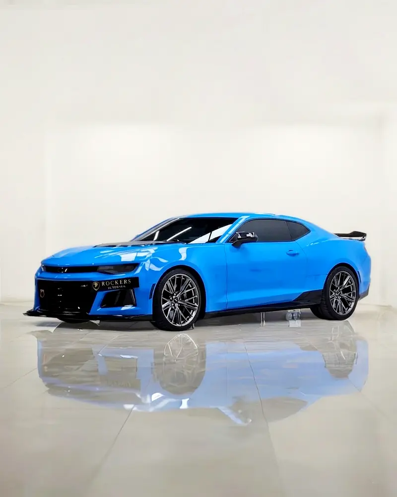 Chevrolet Camaro 2022 — photo 1 of 15