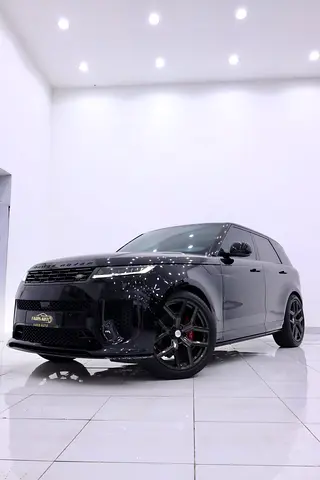 RANGE ROVER P400 V6 HSE DYNAMIC WITH SV EDITION 1 BODYKIT IN FULL CARBON + CARBON RIMS