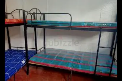 Bed space available for executive Indian bachelors