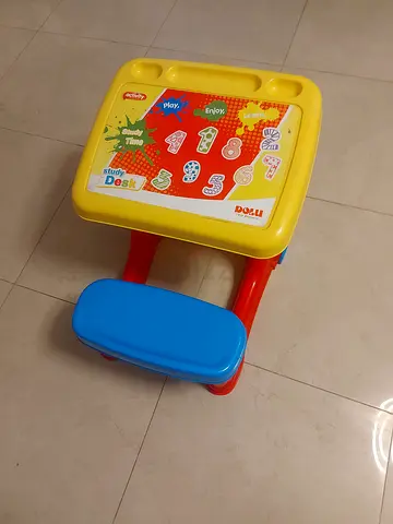 Kids study table chair