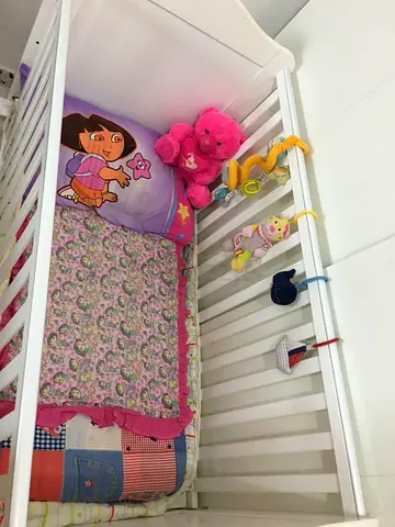 Kids crib