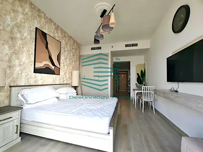 Fully Furnished Studio Apartment in Bloom Tower – Marina Skyline Views