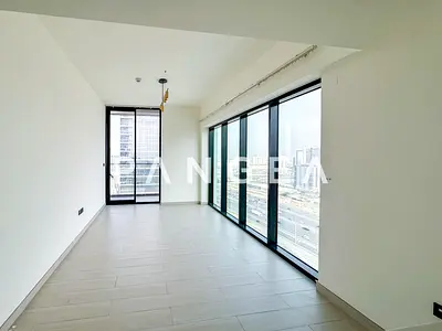 High Floor | Vacant | Open View