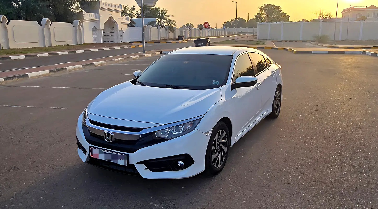 Honda Civic 2017 — photo 1 of 19
