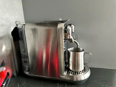 Nespresso Creatista Plus Coffee Machine with Steam Wand – Excellent Condition